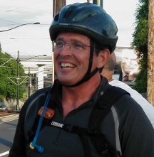 GaryUpClose.jpg (13340 bytes)