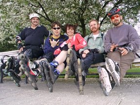 groupbench.jpg (26153 bytes)